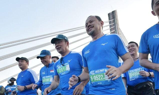 Pecahkan Rekor, Peserta Pocari Sweat Run 2022 di Gedung Sate Capai 18.000 Orang, Ridwan Kamil Ikut Lari 10K 