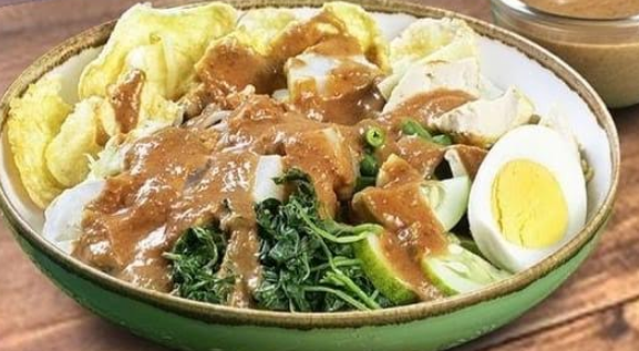 Gado-gado, street food enak dan murah Indonesia