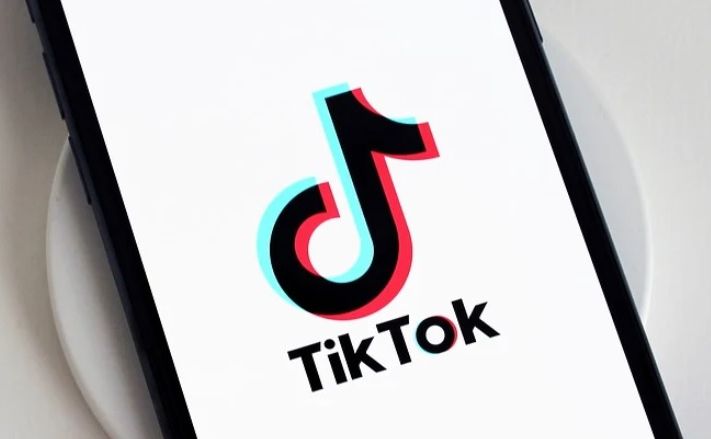 Baju biru viral di tiktok