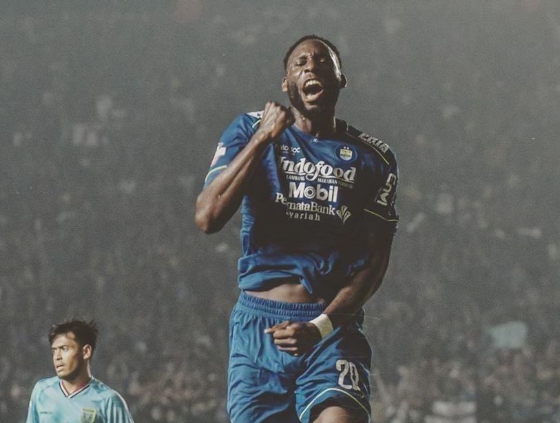 PEMAIN lini depan Persib Bandung, Geoffrey Castillion.*