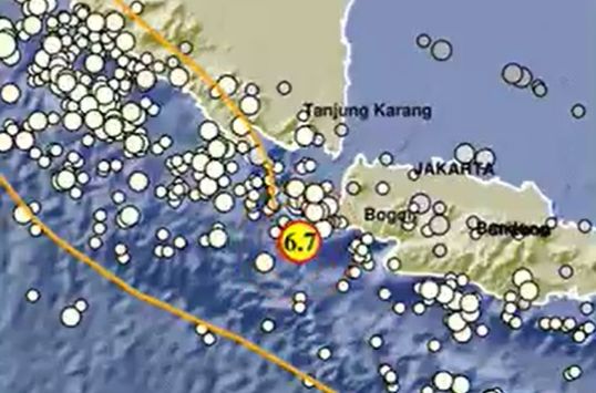 Gempa bumi tektonik dirasakan oleh warga sekitaran Jabodetabek pada pukul 16.05 WIB, Jumat 14 Januari 2022
