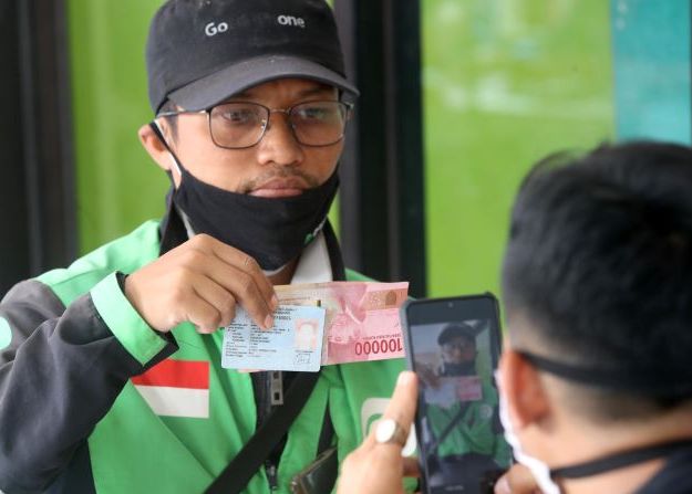 Kumpulan Bansos Yang Disalurkan Agustus 2021, Cek Syarat Dan Nama Anda