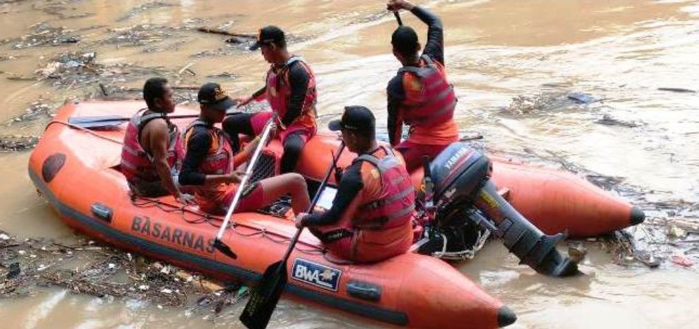 Pencarian terhadap Turip (50), korban tenggelam di Sungai Pemali (Kedung Genteng) wilayah Dukuh Genteng 
