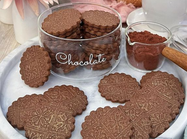 Resep chocolate pattern cookies mewah dan nyoklat untuk isian toples