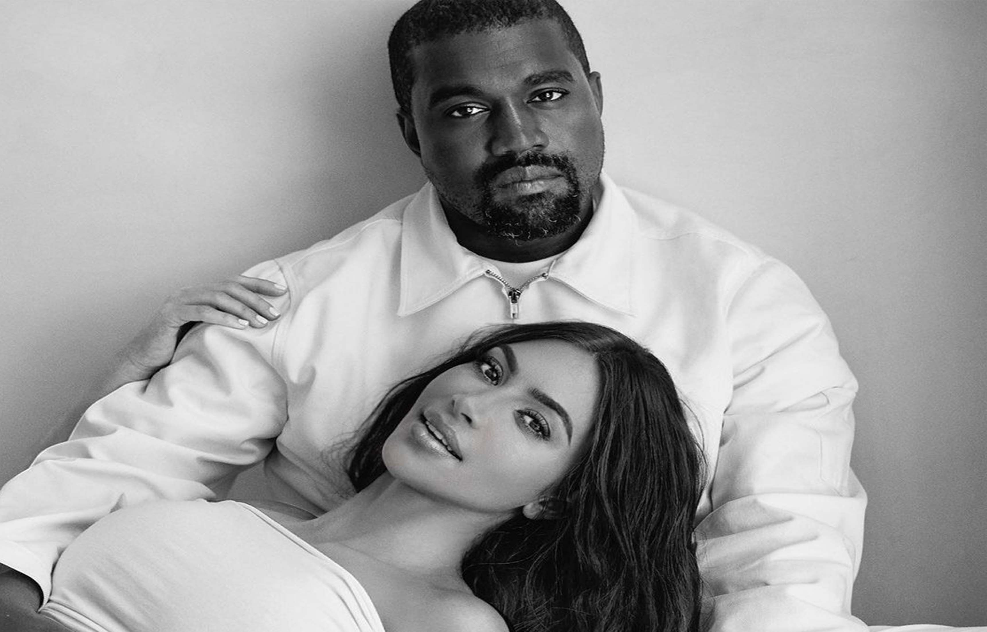Foto Kim Kardashian dan Kanye West*/
