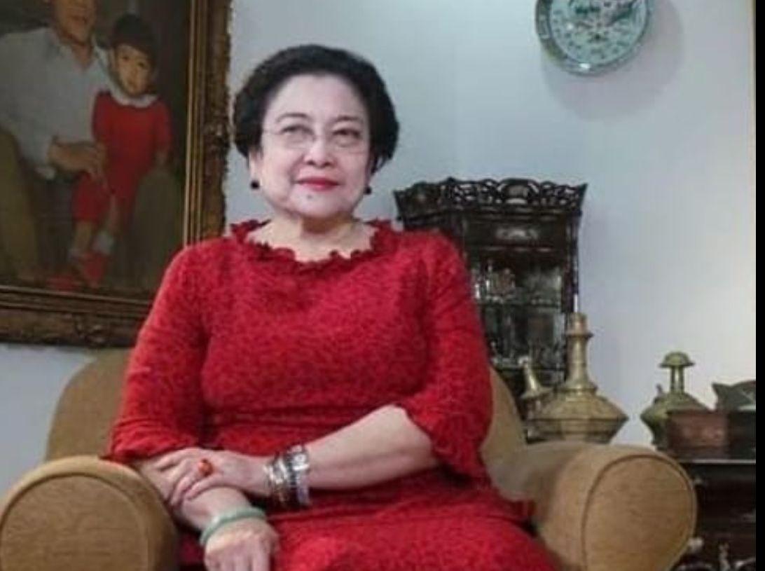 Terungkap isi pesan Ketua Umum PDI Perjuangan Megawati Soekarnoputri pada Sekjen PDIP Hasto Kristiyanto saat Megawati kembali didera kabar hoax meninggal dunia.