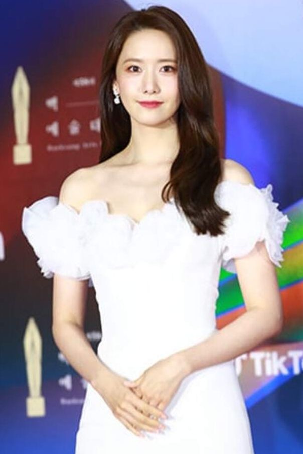 Ada Suzy Hingga Kim Tae Ri, Berikut 26 Aktris yang Tampil Memukau di Red Carpet Baeksang Arts Awards Ke-58