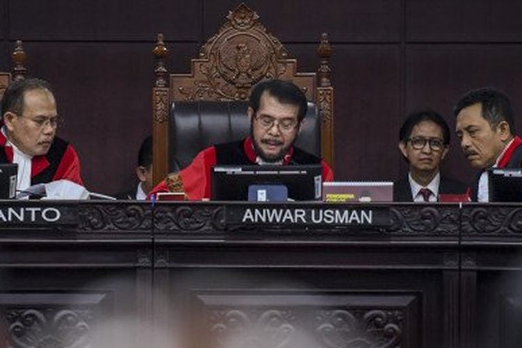 Ketua MK Anwar Usman Setuju dengan Klarifikasi Denny Indrayana: Apa yang Bocor Kalau Belum Putus?