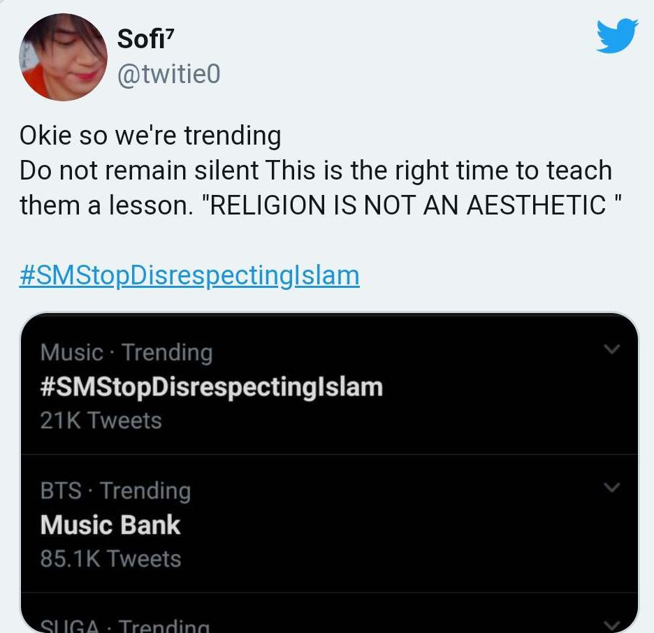 #SMStopDisrespectingIslam trending Twitter
