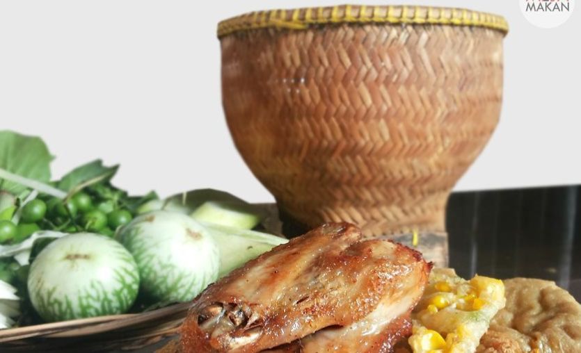 Menu masakan khas Sunda di Pujaseda Ciamis, salah satu wisata kuliner favorit di yang cocok untuk bukber.