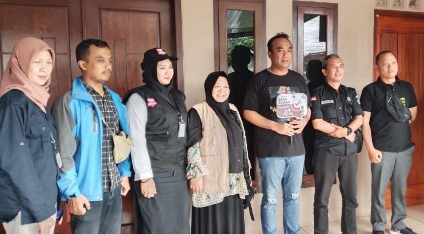 Bawaslu Datangi Kediaman Sekda dan Ketua DPRD Banjarnegara, Awasi Petugas Pantarlih Lakukan Coklit..