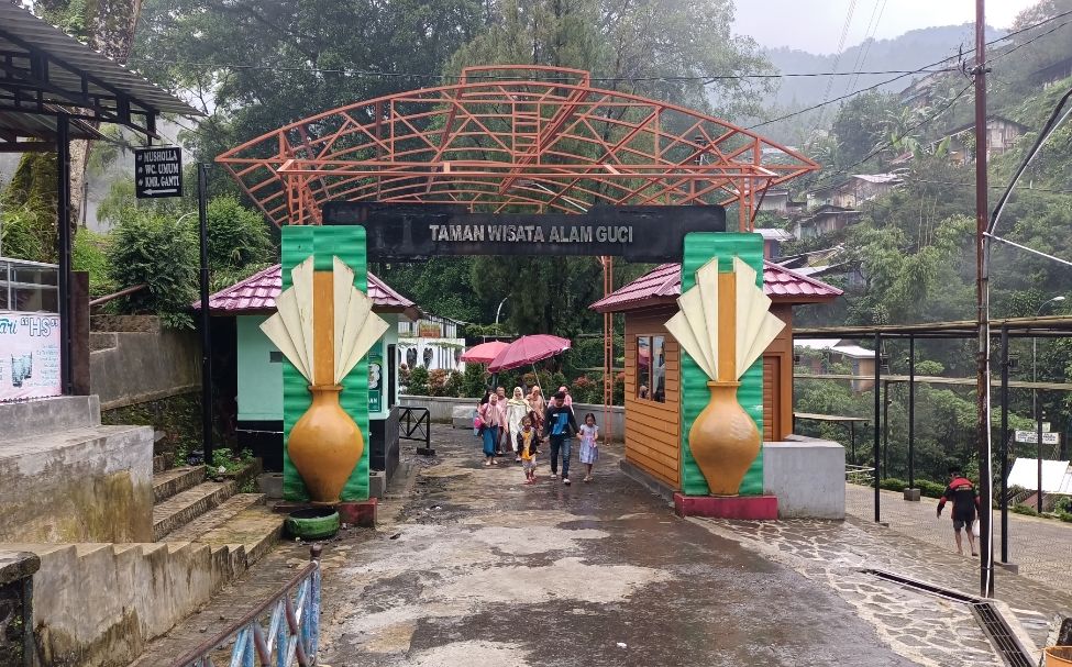 Obyek wisata Guci, Kabupaten Tegal