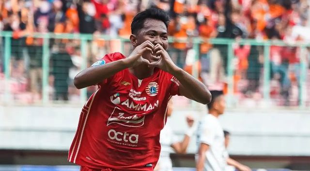 Persija Jakarta perpanjang kontrak enam pemain. Incaran PSM Makassar juga masuk.