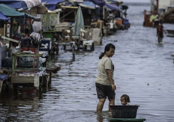 Begini kondisi pemukiman warga pesisir di daerah Muara angke Jakarta Utara saat terjadi banjir rob