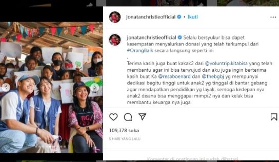 Jonatan Christie dan calon istri lakukan quality time dengan cara berbagi keceriaan dengan masyarakat Bantar Gebang, Bekasi, Jawa Barat. 
