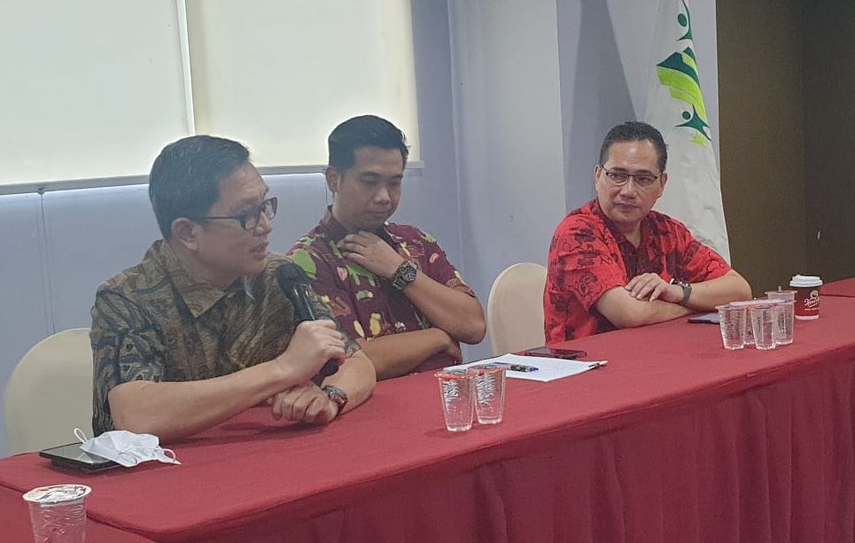 Ketua Umum DPP P3RSI Adjit Lauhatta (kanan) minta stakeholders beri perhatian khusus atas permasalahan rumah susun di Jawa Timur 