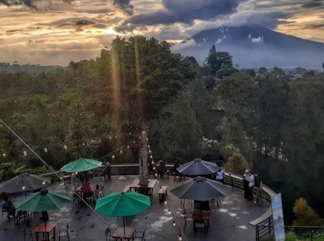 Arunaya Café Amphi, rekomendasi cafe dan resto hits instagramable di Bogor buat bukber