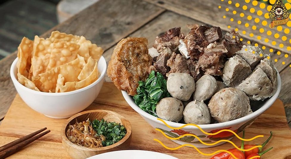 Ilustrai kuliner bakso yang terkenal di Kota Banjarmasin Kalimantan Selatan.*