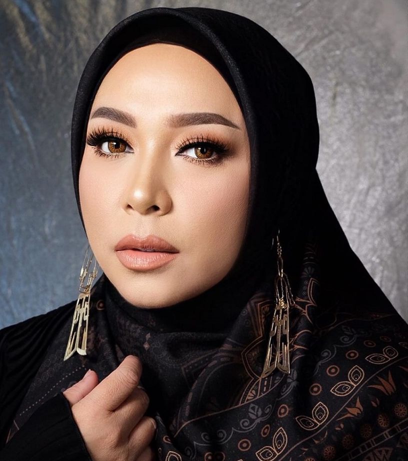 Melly Goeslaw