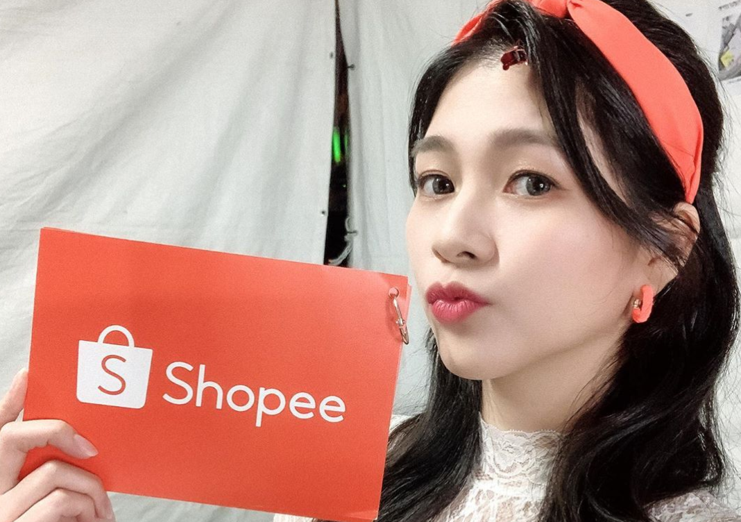 Amel Jadi Mc Stray Kids Di Shopee 11 11 Big Sale Netizen Iri Dengan Amel Nct Iya Stray Kids Iya Pikiran Rakyat Bandung Raya