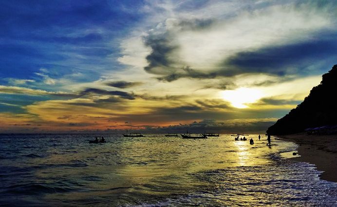 Pantai Pandawa, Bali.