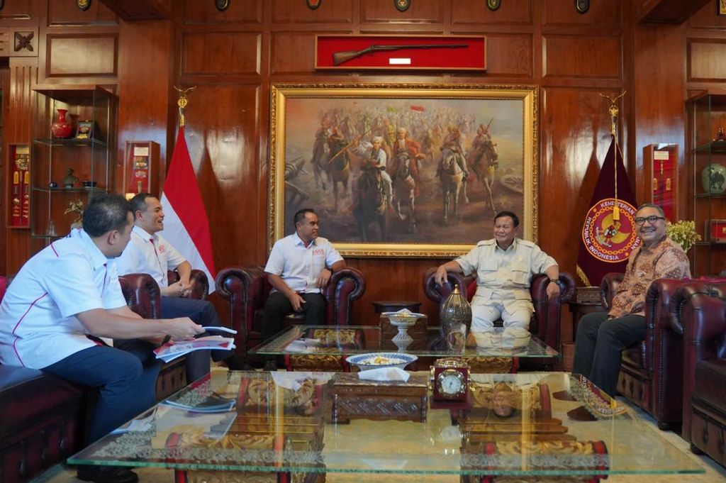 Prabowo menerima laporan perkembangan KOBI 