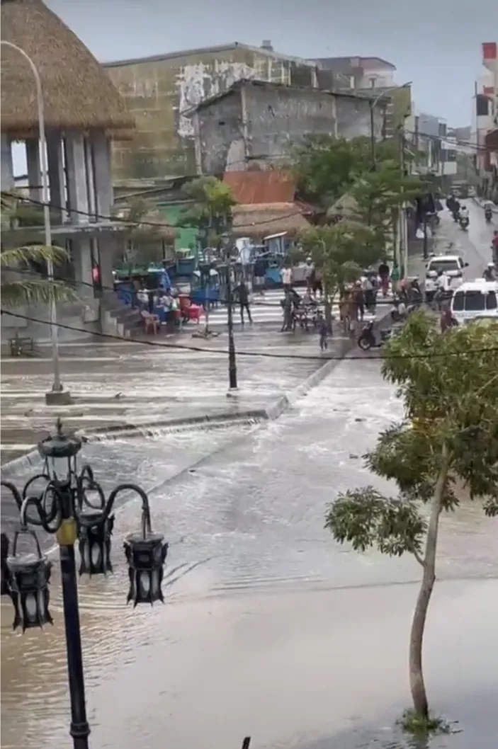 Waspada Banjir Rob, BPBD DKI Jakarta Minta Warga Di Kawasan 9 Lokasi ...