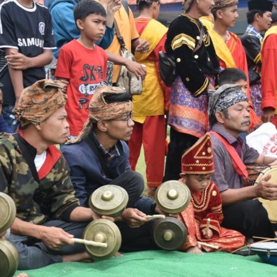 Suasana saat festival tambua tansa di Padang Laweh berlangsung