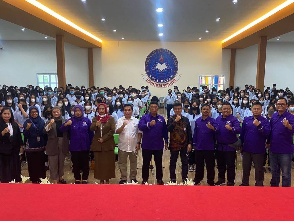 IKAL-Lemhannas Kepri menggelar dialog kebangsaan di Sekolah Pelita Utama Batam, Kamis, 2 Juni 2022.