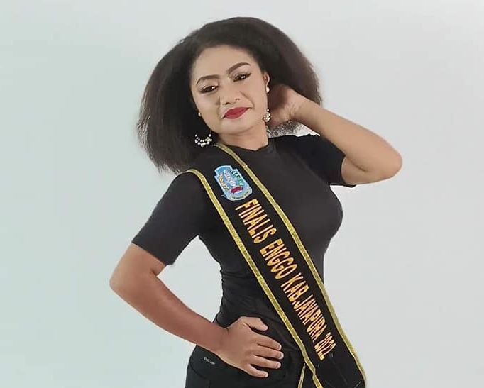 Salah Satu Finalis Putri Pariwisata Yauw - Enggo Kabupaten Jayapura.