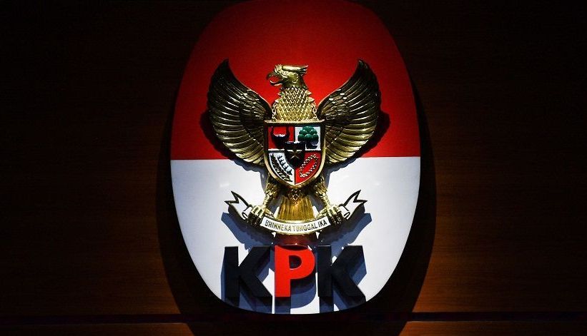 Logo KPK. Kepala BPK RI Jawa Barat Ikut Ditangkap Saat OTT Bupati Bogor Ade Yasin?