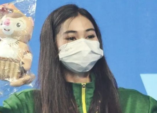 Atlet Selam Jatim Janis Rosalita sapu bersih 3 medali emas di tiga nomor berbeda mendapat tanggapan Gubernur Jatim Khofifah Indar Parawansa. / @khofifah.ip