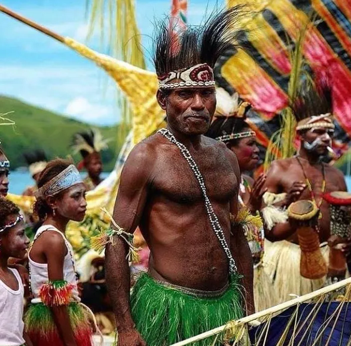 Lirik Lagu Daerah Papua Yamko Rambe Yamko Lengkap Dengan Artinya, Cocok ...