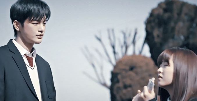 Intip 3 Momen Adegan Romantis Park Bo Young dan  Seo In Guk dalam Drama 'Doom At Your Service'