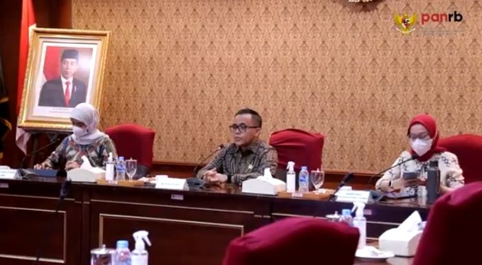 Opsi Tenaga Honorer Diangkat Semua Jadi ASN, MenpanRB: Diangkat Seluruhnya, karena...