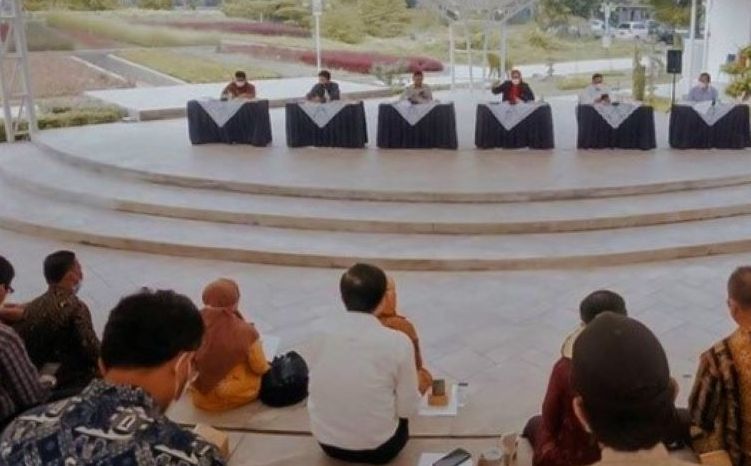 data penduduk karawang