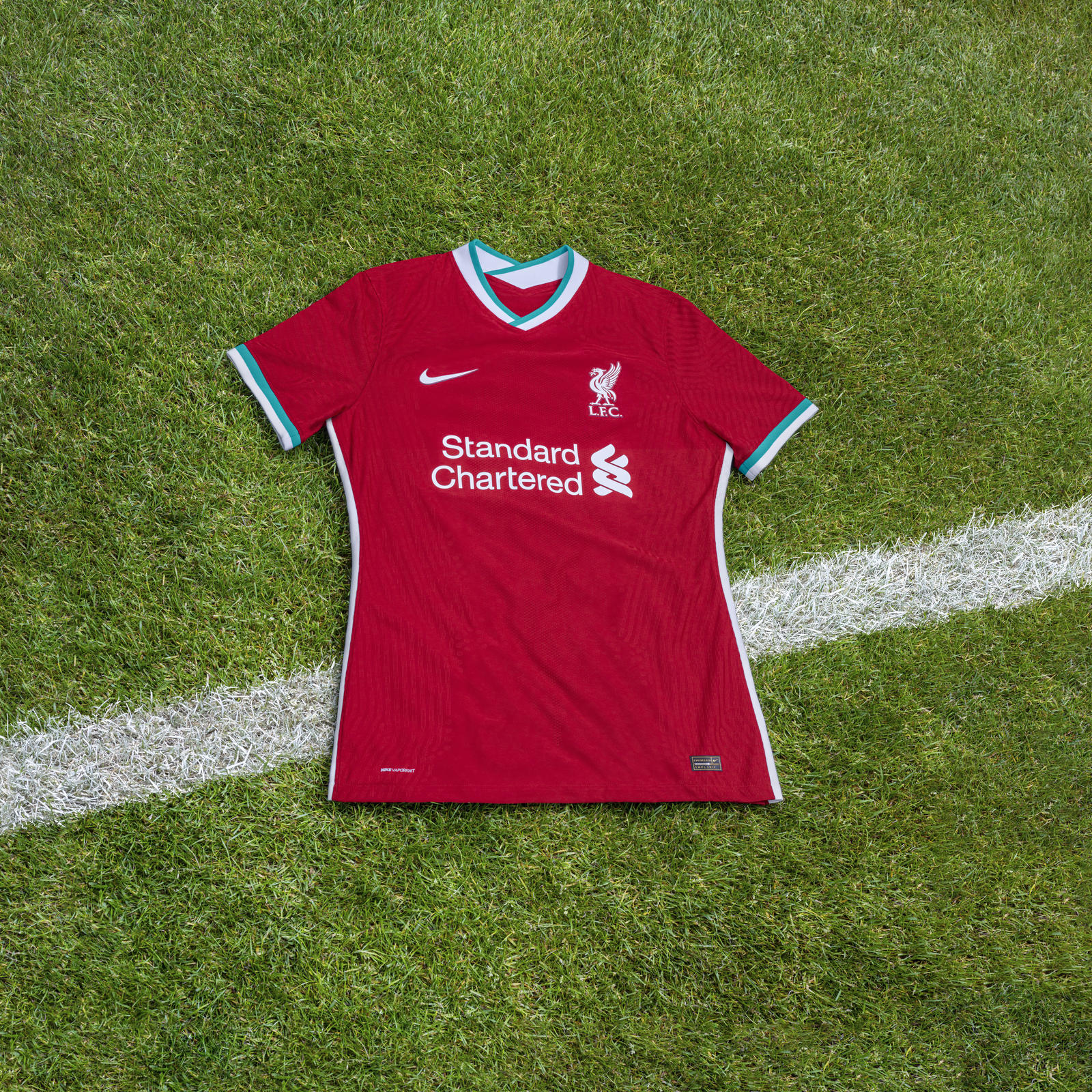 Jersi Liverpool musim 2020 - 2021/Nike
