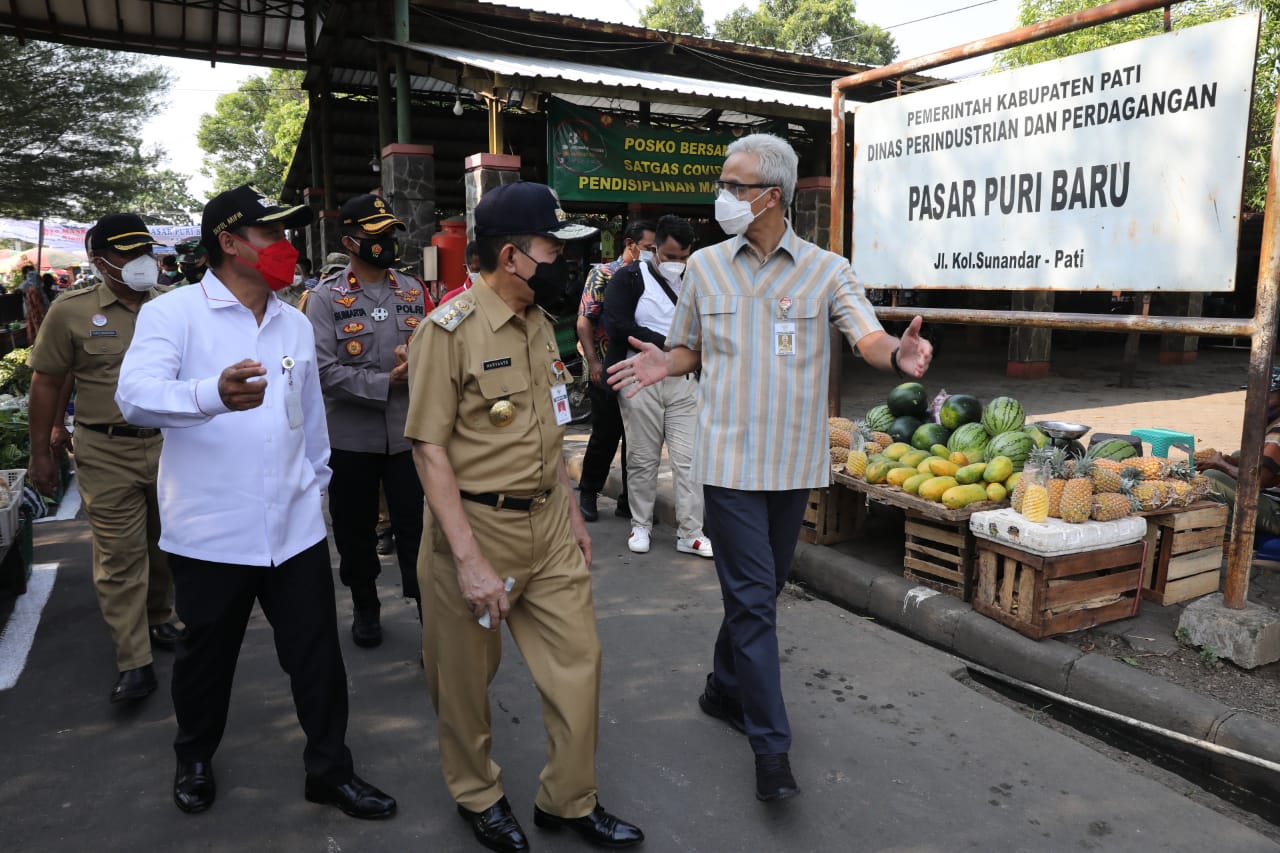Pasar Puri Baru Pati Ditata Ulang, Gubernur Ganjar Pranowo Langsung Bertolak Ke Pati Beri Apresiasi 