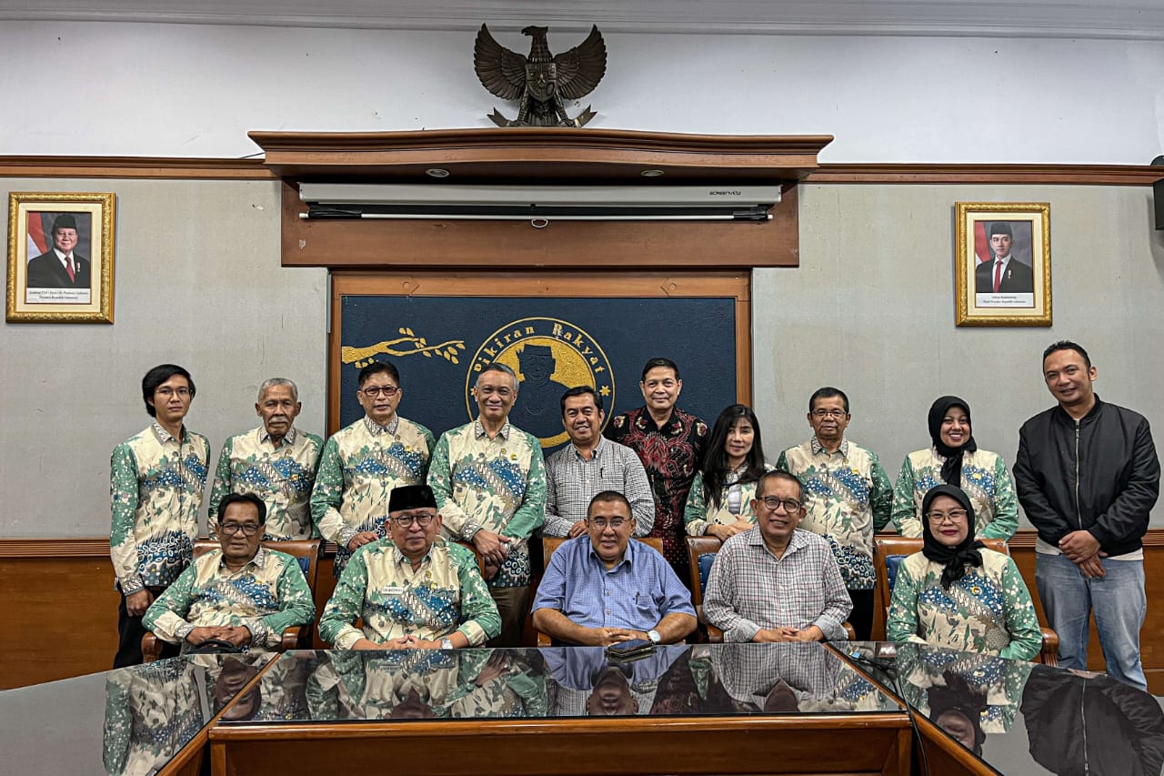 Pertemuan jajaran direksi Pikiran Rakyat dengan pengurus Forum Pembauran Kebangsaan (FPK) Kota Bandu